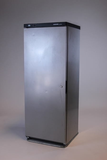 Kühlschrank groß bei Deko-Tec mieten
