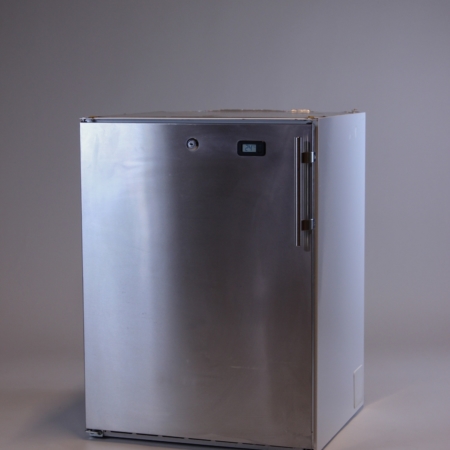 Edelstahl Kühlschrank niedrig bei Deko-Tec mieten